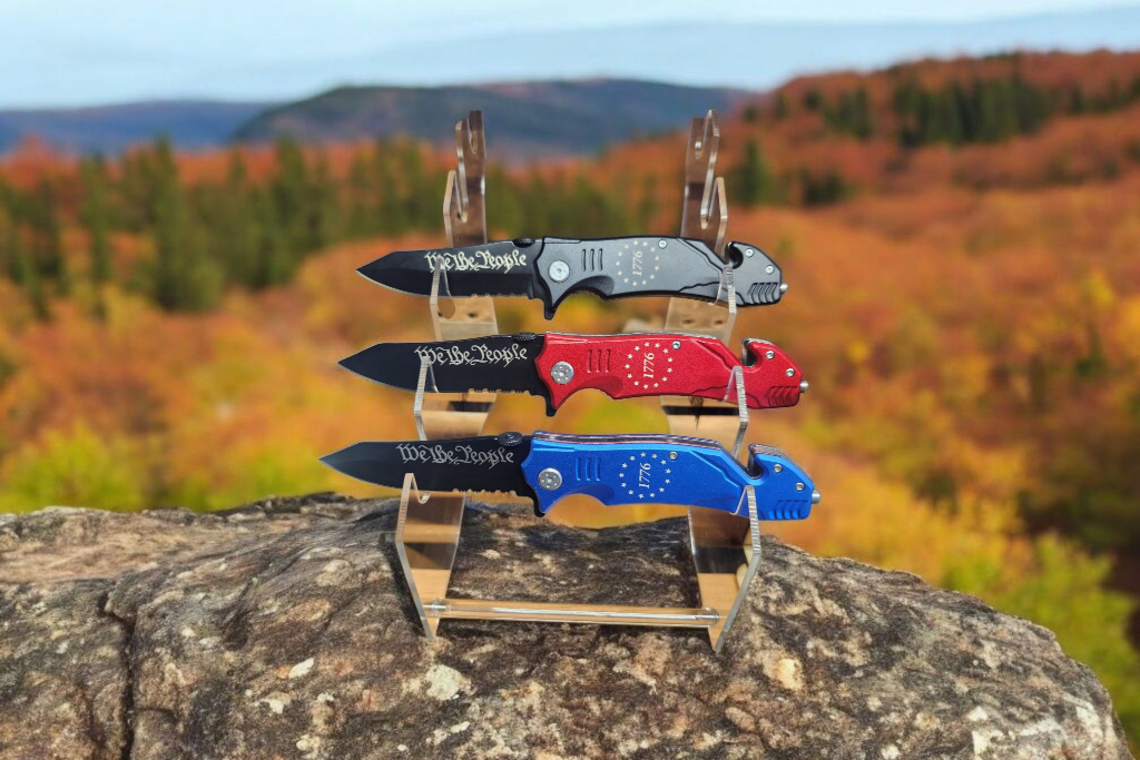 We The People - Bison River Rescue Knife